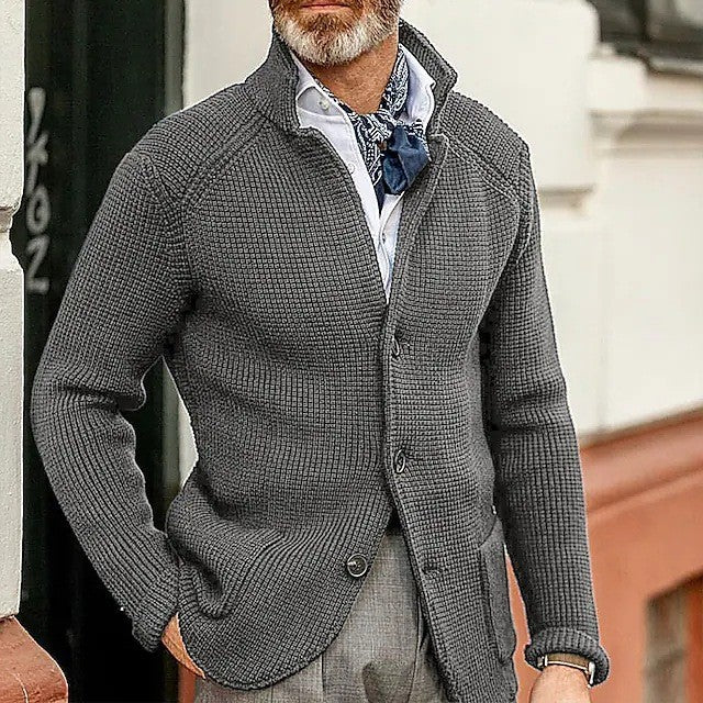 Cardigan de punto grueso para hombre con solapa abotonada