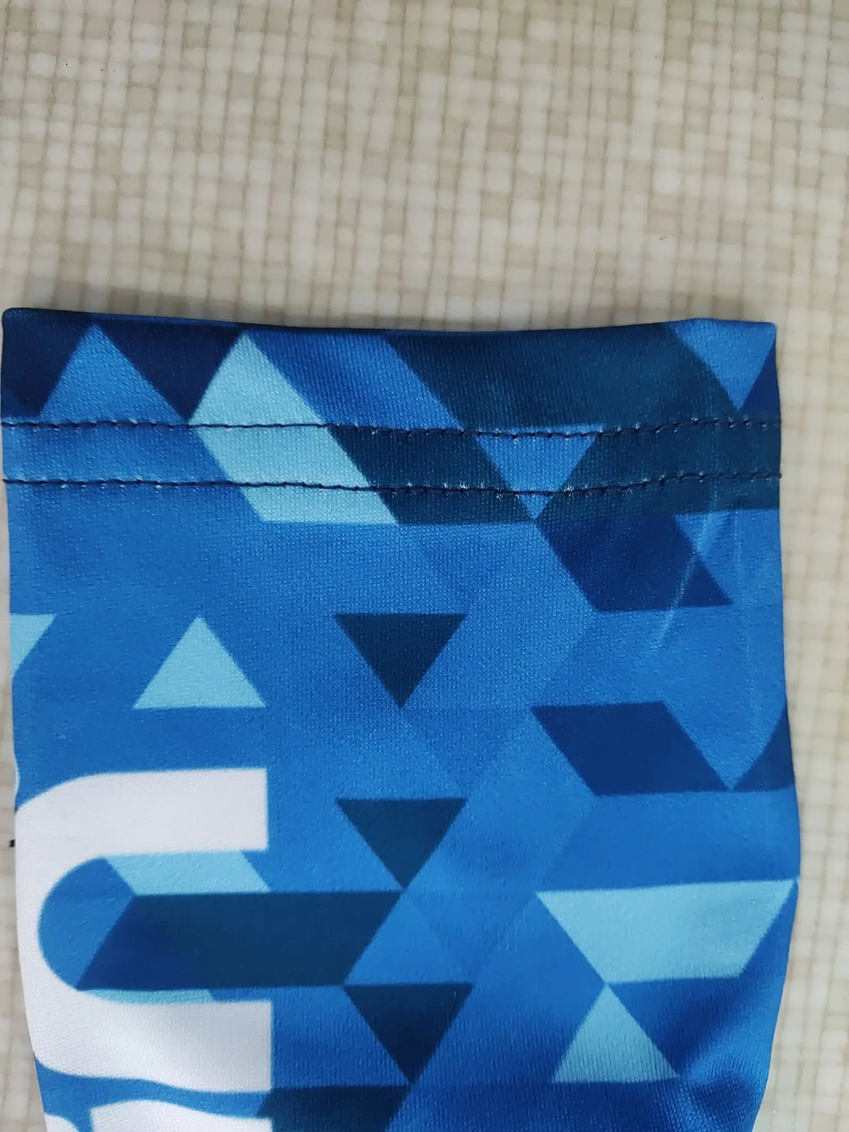 Traje de surf manga larga UPF 50+ – Protección solar y libertad de movimiento