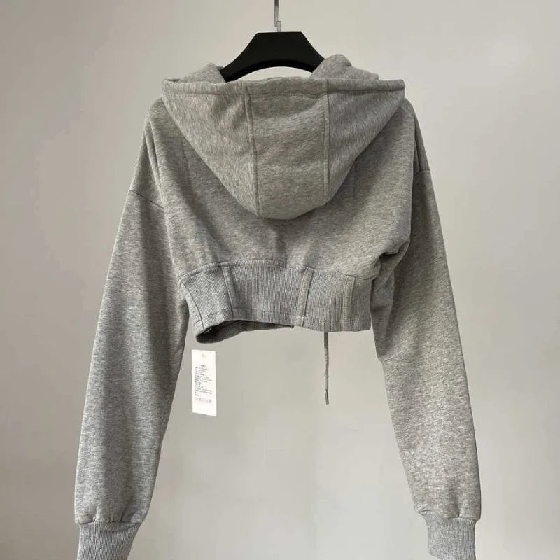 Hoodie corto con cintura ajustada – Mujer